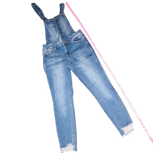 GUC✨ REFUGE women's medium blue jean denim overalls with criss cross back straps - Picture 12 of 13